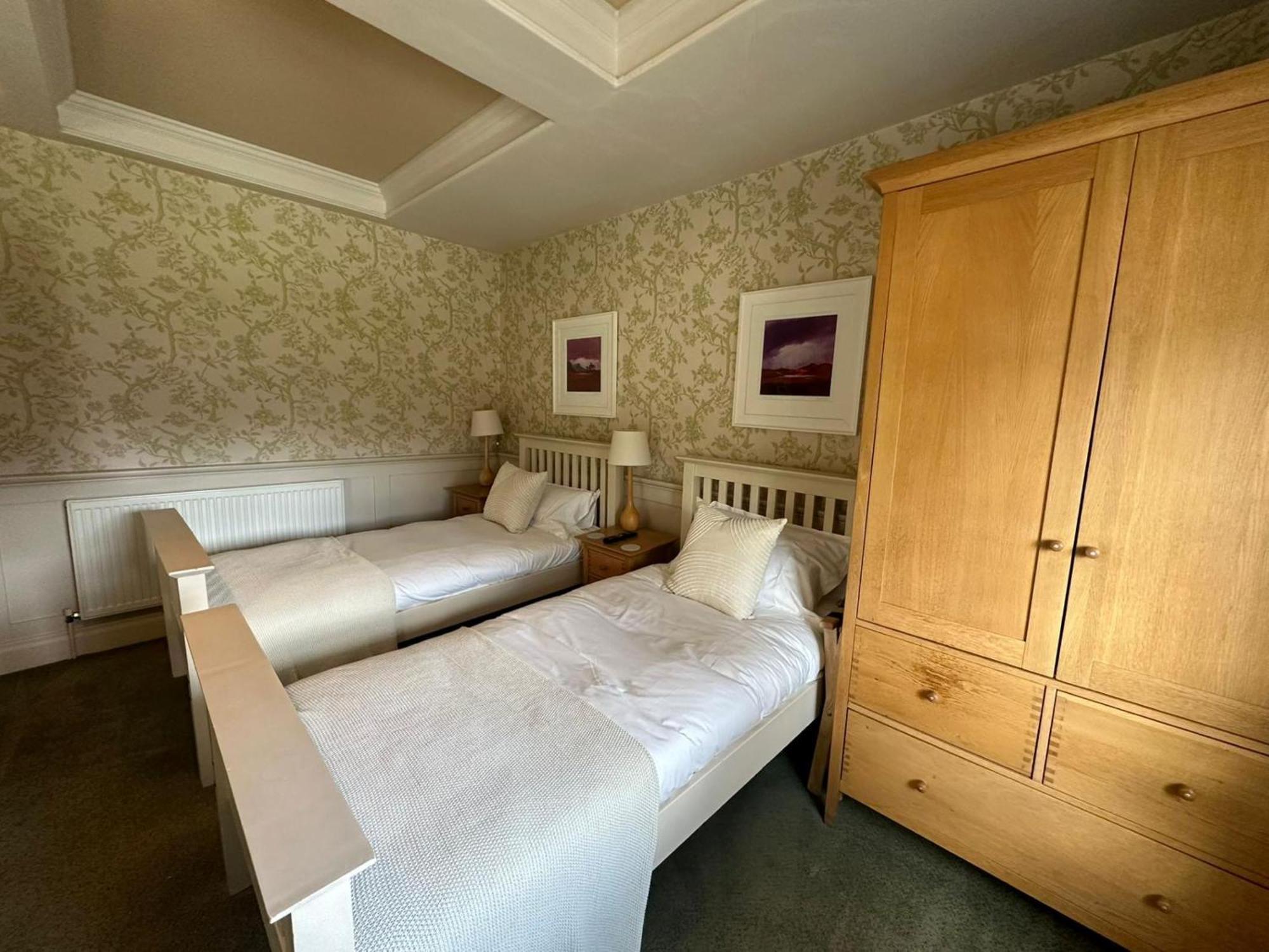 Old Orleton Hotel